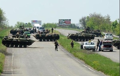 От Волновахи до Донецка перекрыли движение транспорта