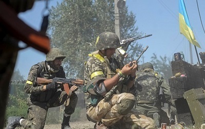 На Донбасі за добу загинуло п ять військових, 38 поранили