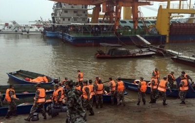 Число жертв кораблекрушения в Китае выросло до 331 человека