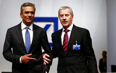 Керівники Deutsche Bank залишать свої посади