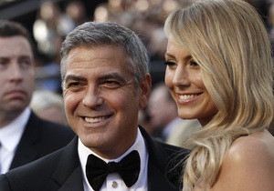 Церемония Оскар-2012: в кинотеатр Кодак начали прибывать первые гости