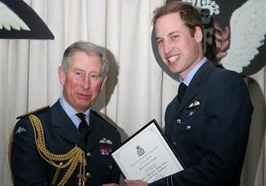Принц Уильям получил лицензию пилота