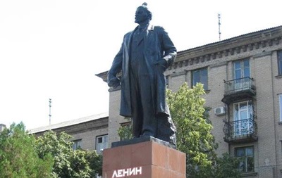 В Дружковке горсовет принял решение снести памятник Ленину