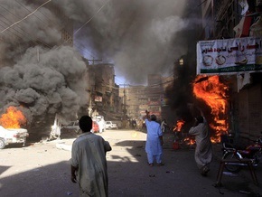 Жертвами теракта в пакистанском Пешаваре стали семь человек