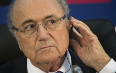 Европарламент призвал Блаттера немедленно покинуть пост президента FIFA
