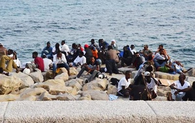 Премьер Италии требует изменить миграционные правила ЕС