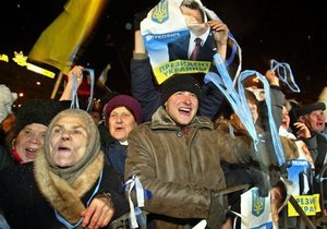 СМИ: Янукович намерен написать книгу о событиях 2004-2005 годов