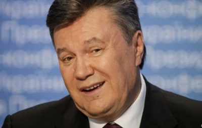 Янукович без звання: що забрали в екс-президента