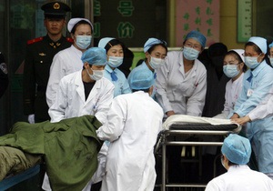 В Китае во время давки в начальной школе пострадали около сотни детей