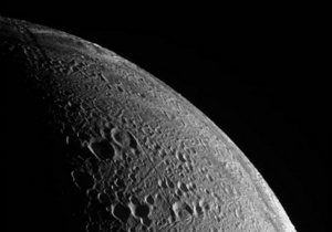 Ученые объяснили магнитные пятна на Луне