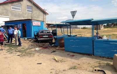 В Одеській області машина в їхала в ринок, є загиблі