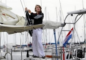 14-летняя жительница Голландии отправилась в кругосветное плавание