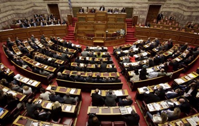 Парламент Греції затвердив проведення референдуму 5 липня
