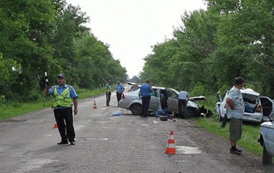 На Луганщине водитель заснул за рулем, трое погибших
