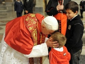 Католические семинаристы будут тестироваться на предмет педофилии и гомосексуализма