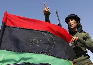 ТВ: Ливийские повстанцы захватили здание государственного радио