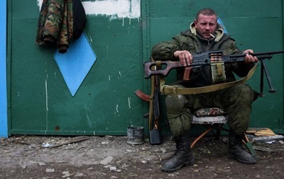 ДНР заявила про завершення відводу техніки калібром до 100 мм