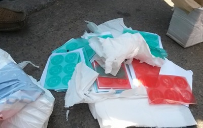 В Чернигове задержали машину с фальшивыми печатями - нардеп