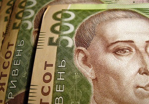 Межбанковский доллар уверенно закрепился выше 8,16 грн, евро лихорадит