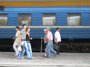 Укрзалізниця: Все поезда курсируют по графику, несмотря на карантин (обновлено)