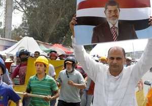 Эштон не удалось убедить Мурси официально покинуть пост президента