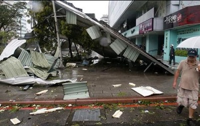 Выросло число жертв мощного тайфуна на Тайване