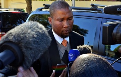 Внука Нельсона Манделы обвиняют в изнасиловании