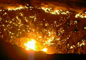 Президент Туркменистана приказал закрыть кратер, из которого уже 40 лет выходит газ