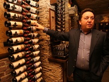 Украинские политики коллекционируют очень дорогие вина