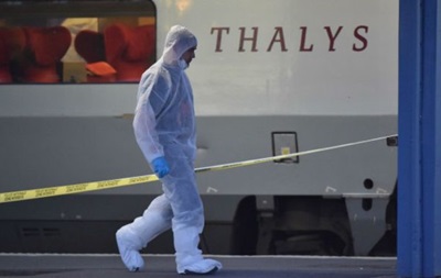 Неизвестный ранил трех человек в поезде Амстердам-Париж