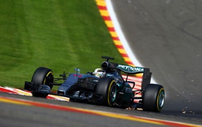Формула-1: Хэмилтон побеждает в квалификации на Гран-при Бельгии