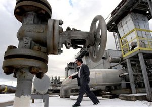 Штраф Газпрома - Украина планирует начать поставки газа из Европы через Венгрию и Словакию в I квартале 2013г - Ставицкий