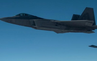 США перекинуть в Європу винищувачі F-22 Raptor