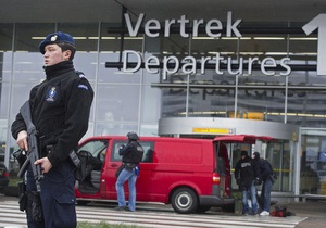 Мужчина, угрожавший взорвать аэропорт Амстердама, оказался гражданином России