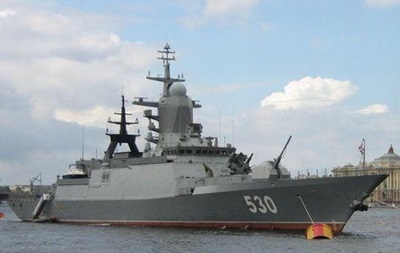 У границ Латвии вновь засекли российский военный корабль