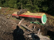 Цистерна сошла с рельсов в Винницкой области