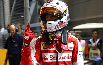 Формула-1: Феттель виграє поул-позицію на гран-прі Сінгапуру