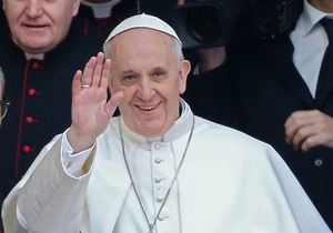 СМИ: Папа Римский становится лицом итальянской моды