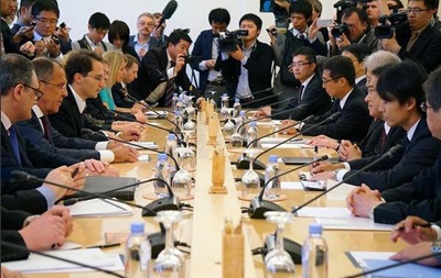 Россия и Япония возобновили обсуждение мирного договора