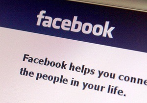 Facebook опроверг обвинения Ассанжа в доступе спецслужб к данным пользователей соцсети