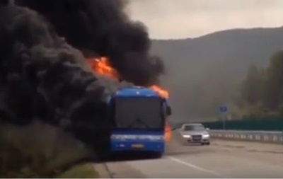 В Китае загорелся автобус с российскими туристами