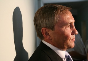 В Киеве одинокие молодые родители получат от Черновецкого по две тысячи гривен