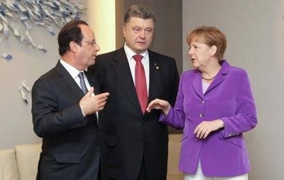 Порошенко, Меркель і Олланд узгодили позиції перед зустріччю в Парижі