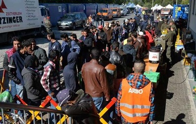 ЗМІ: До кінця року в Німеччину прибуде до 1,5 мільйона біженців