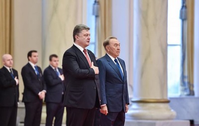 Порошенко і Назарбаєв підписали план співпраці