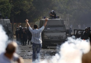 Антиамериканские протесты в Каире: более 200 пострадавших, США не приостановят оказание помощи Египту