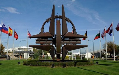 ПА НАТО закликала тиснути на Росію, поки триватиме окупація Криму