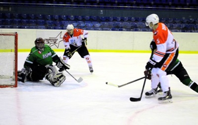 Кременчуг разгромил Рапид в чемпионате Украины по хоккею
