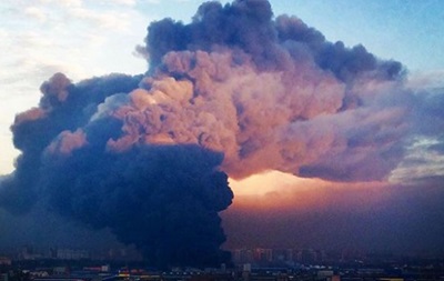 Пожар в Петербурге тушат уже более 14 часов 