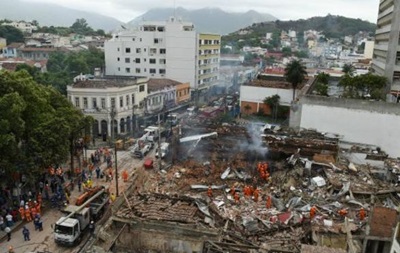 Взрывом в Рио-де-Жанейро разрушены десятки домов